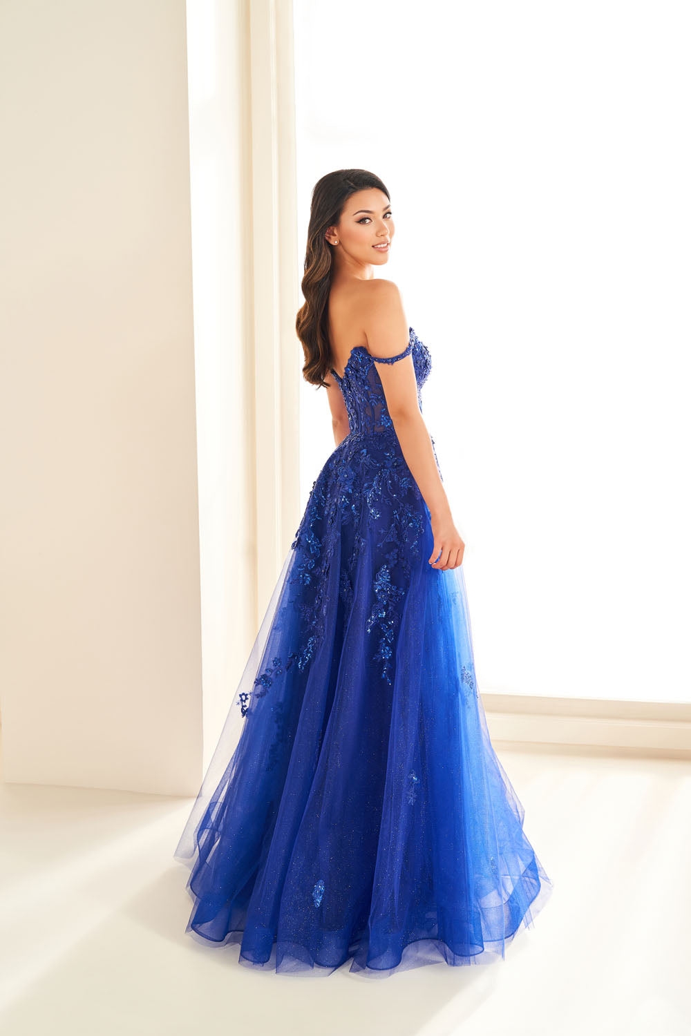 Ellie Wilde EW36204 a-line prom dress images.  Ellie Wilde EW36204 is available in these colors: Sapphire, Emerald, Jade.