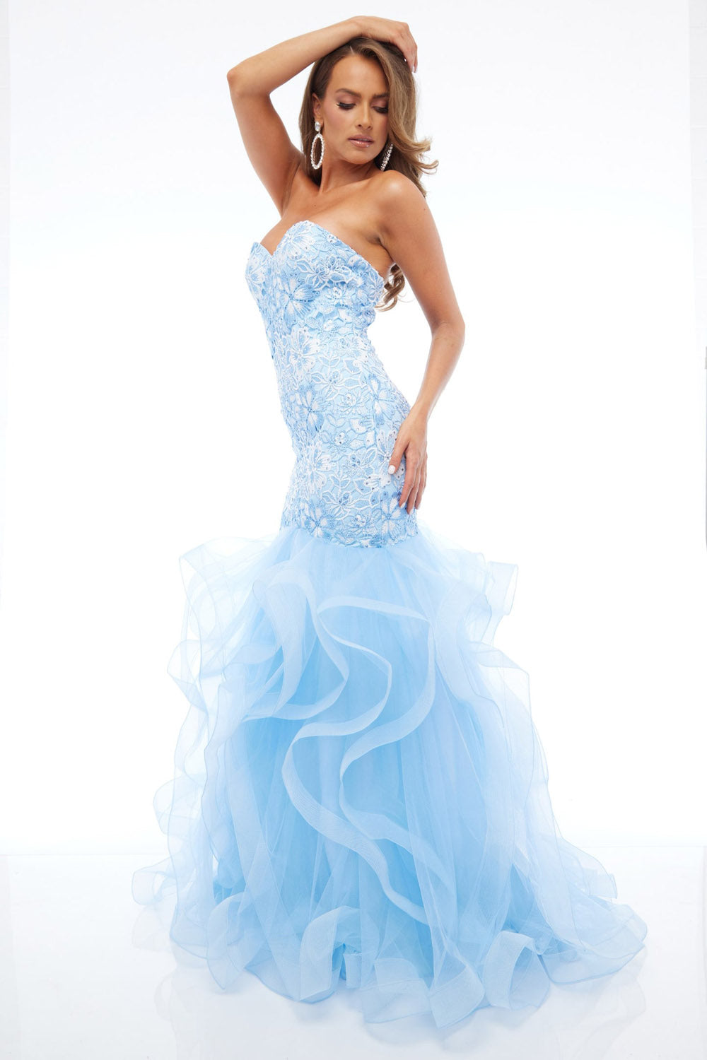 Jasz Couture 7617 prom dress images.  Jasz Couture 7617 is available in these colors: Lilac, Sky Blue.