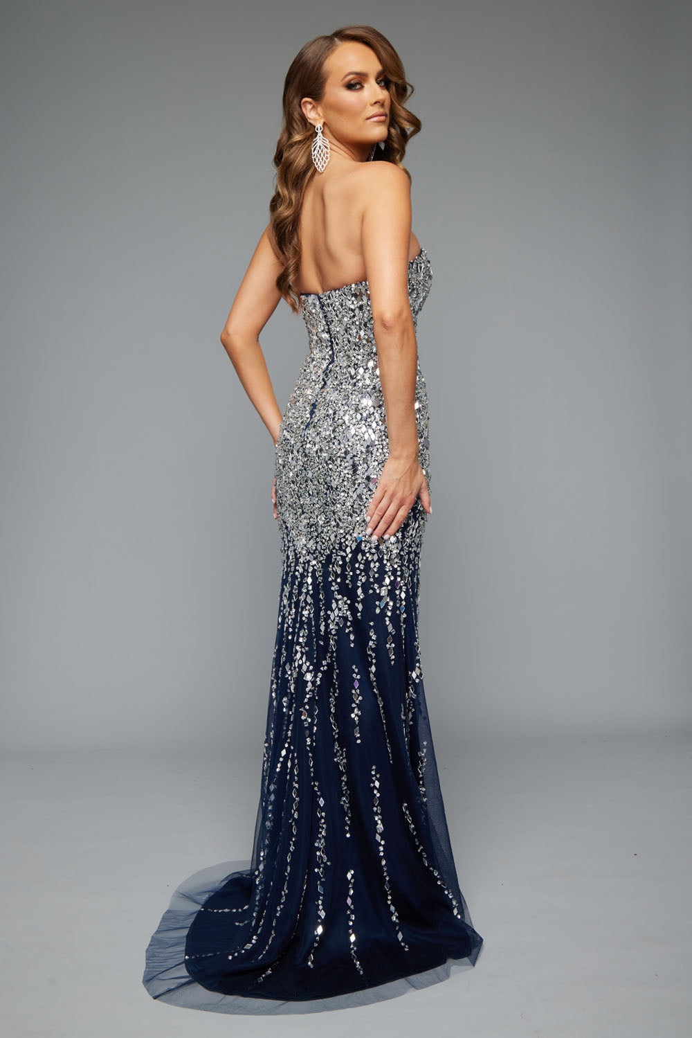 Jasz Couture 7638 prom dress images.  Jasz Couture 7638 is available in these colors: Hot Pink, Navy.