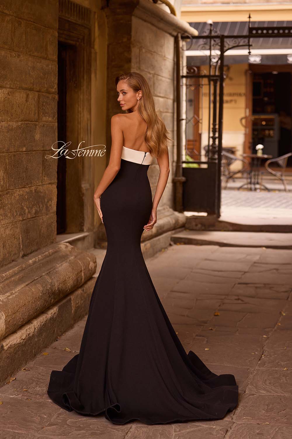 La Femme 32914 prom dress images.  La Femme 32914 is available in these colors: Black.