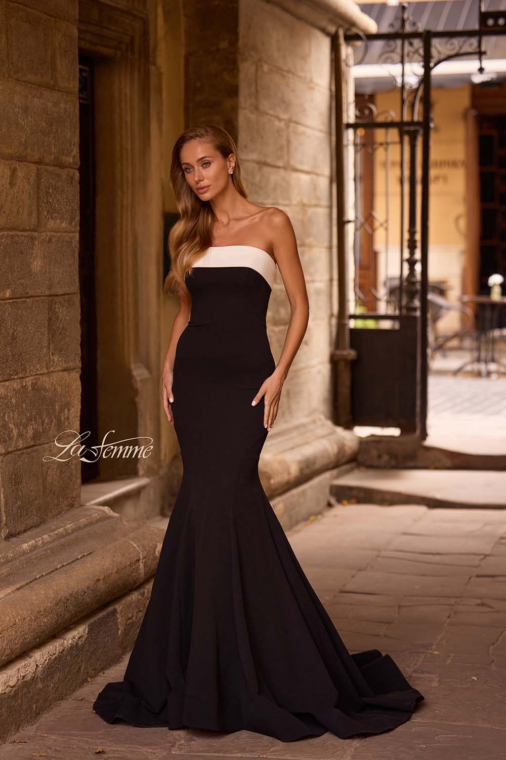 La Femme 32914 prom dress images.  La Femme 32914 is available in these colors: Black.