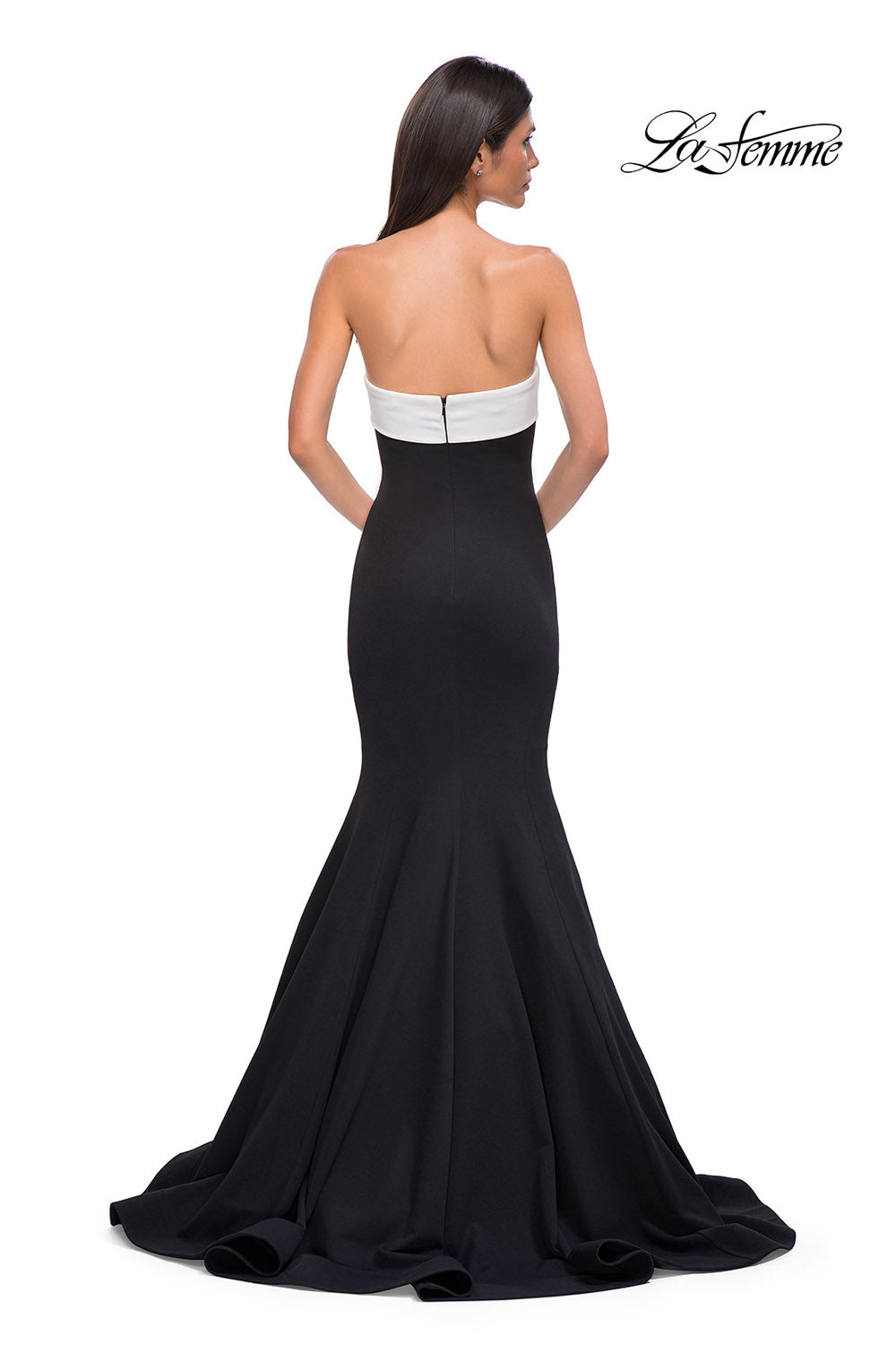 La Femme 32914 prom dress images.  La Femme 32914 is available in these colors: Black.