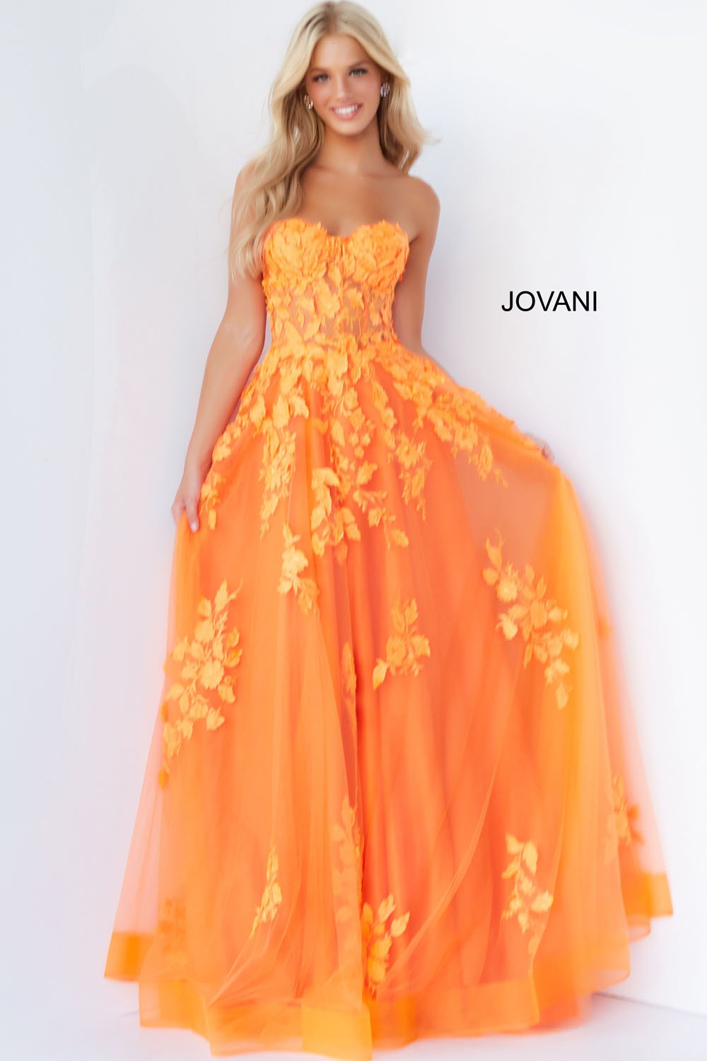 Jovani 07901 prom dress images.  Jovani style 07901 is available in these colors: Red, Orange, Black, Off White.