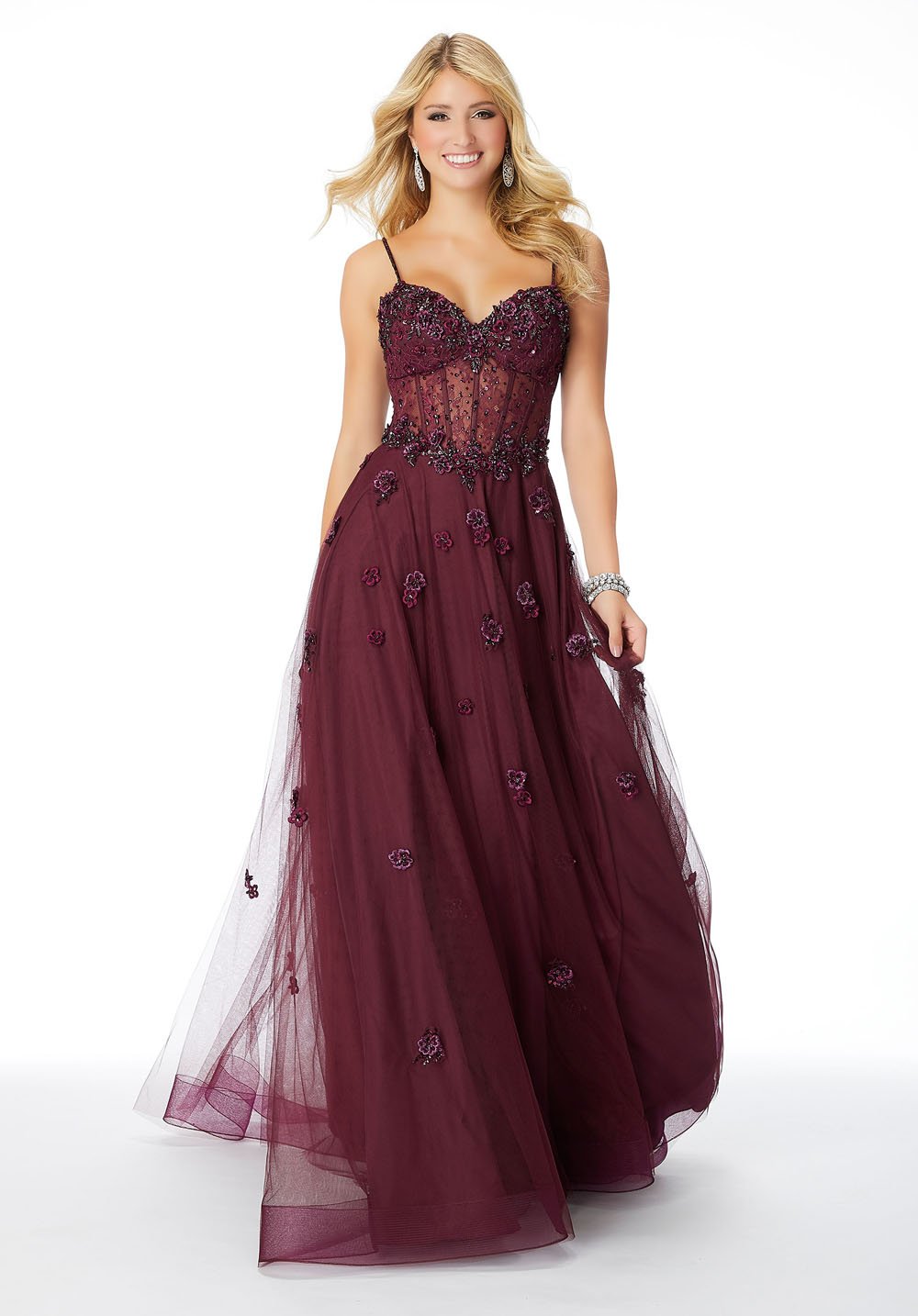 ❤️Von Maur Evening Gowns, Latest evening gowns for women, Fancy Dresses